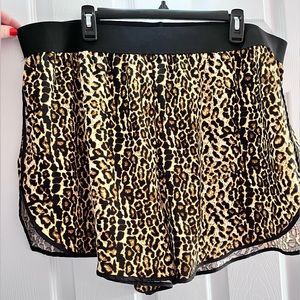 Shein curve, cheetah print, athletic shorts
